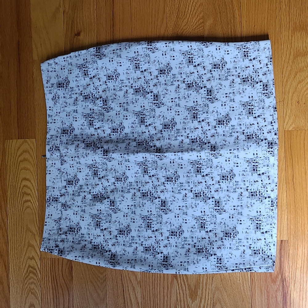 Willi Smith - Size 12 Skirt